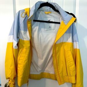 Medium Hollister windbreaker!